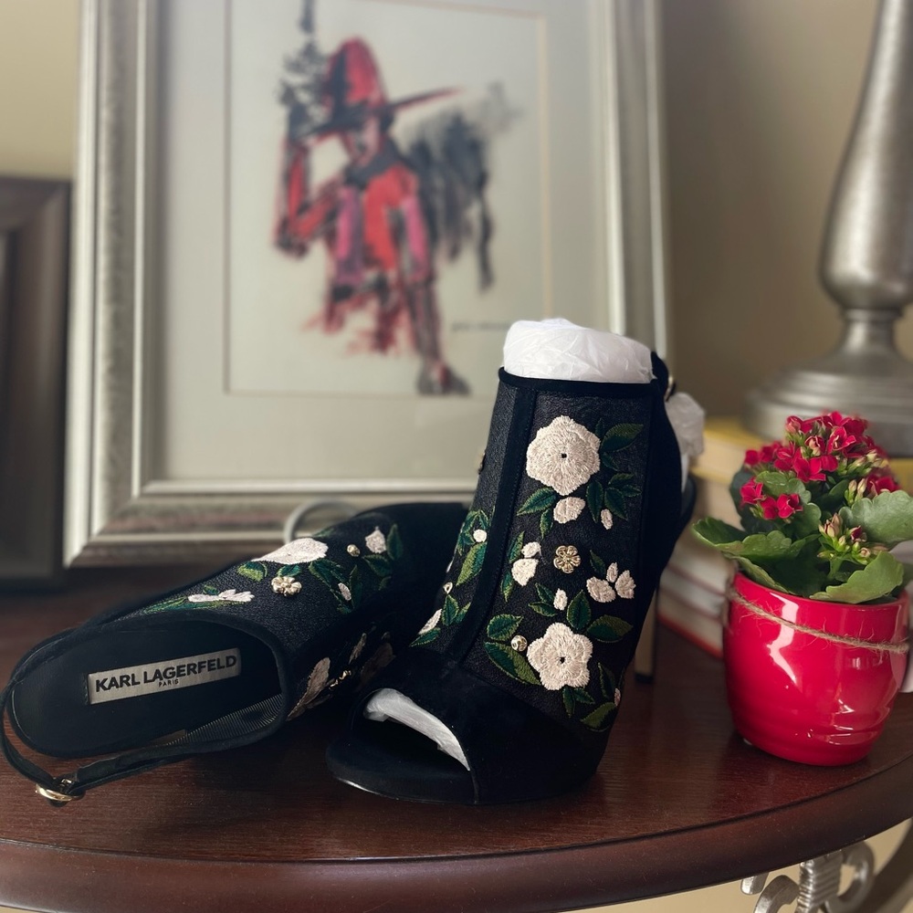 Karl Lagerfeld Black Floral Women's Shoes- NWOT - Picture 3 of 4
